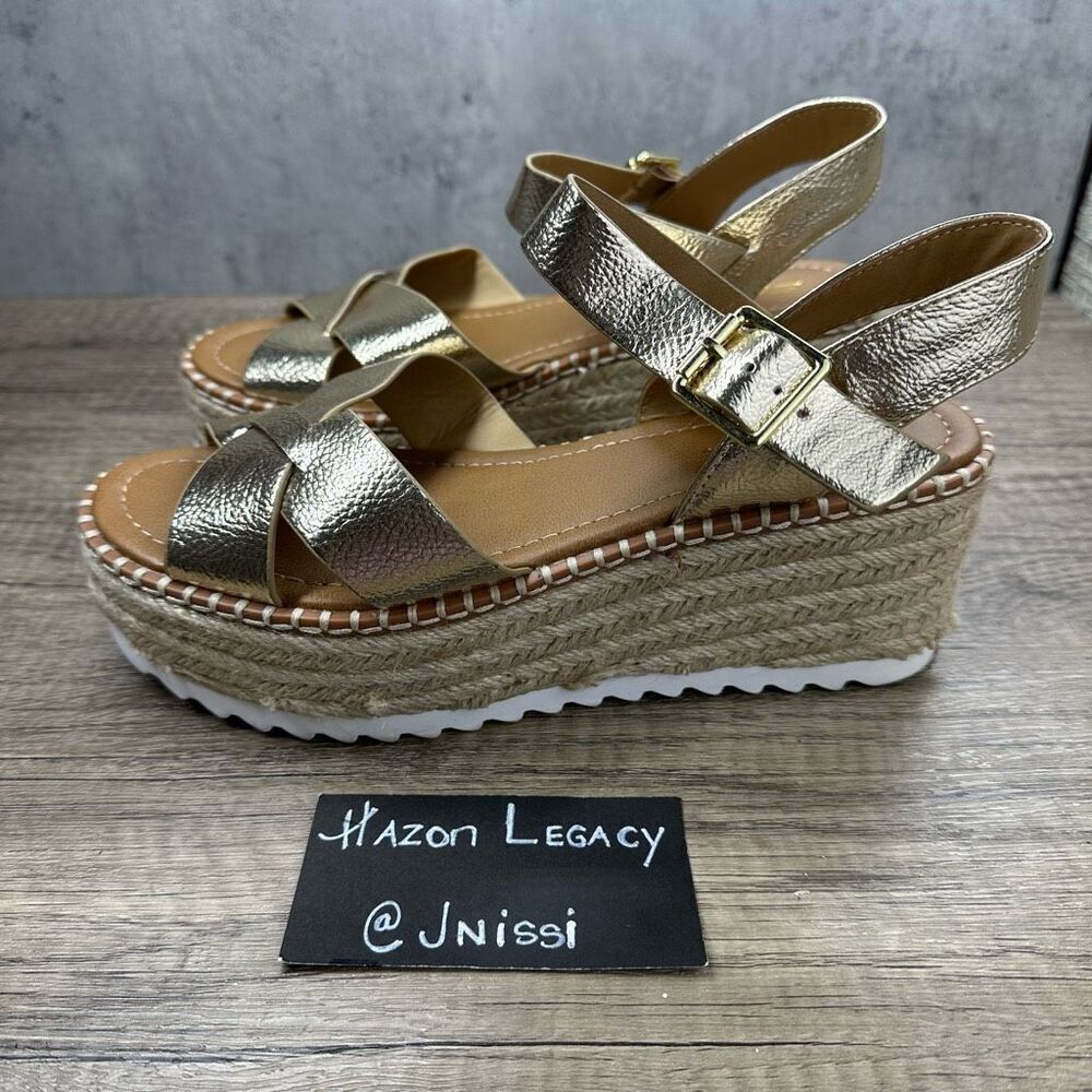 Soda~Women’s~Gold‎ Platform Wedge Espadrille SANDALS Buckle Open Toe~Size 8.5
